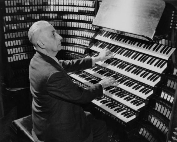 Marcel Dupré at the Wanamaker organ in Philadelphia
